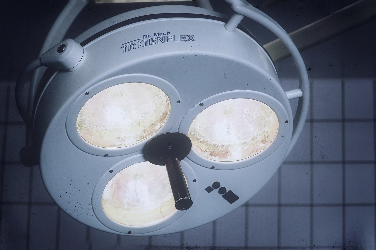 如何区分游戏技术支持辅助软件和模拟器