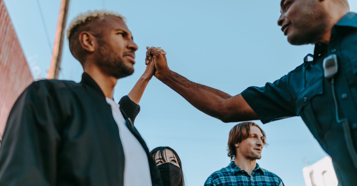 万宝路黑冰爆珠：能不能让别人注册头条账号